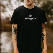Tee 4